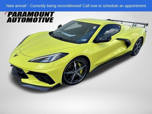 Used 2021 Chevrolet Corvette Stingray Premium Cpe w/ Z51 Performance Package RWD image 1
