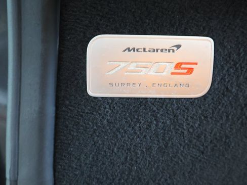 Used 2025 McLaren 750S Spider RWD image 20