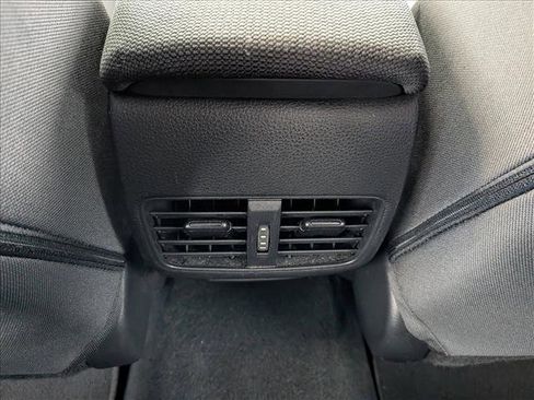 Used 2023 Toyota Corolla Cross LE image 15