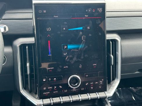 Used 2025 GMC Acadia Elevation FWD image 20
