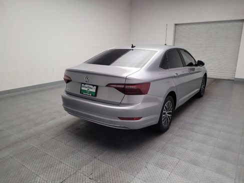 Used 2021 Volkswagen Jetta SE FWD image 8