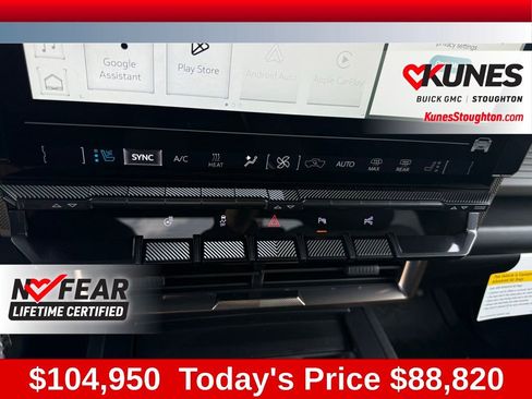 New 2025 GMC Hummer EV 2X w/ LPO, Dark Essentials Package image 31