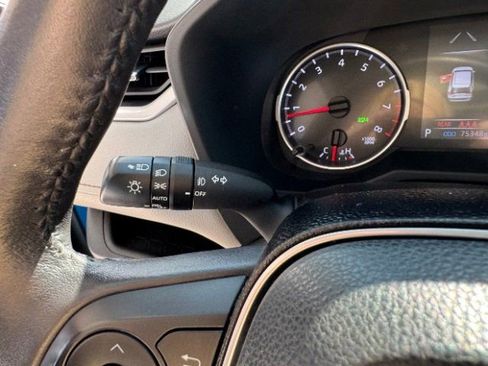 Used 2021 Toyota RAV4 XLE Premium AWD/4WD image 26