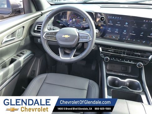 New 2026 Chevrolet Traverse LT w/ Driver Confidence Package image 24