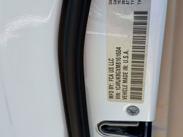 Used 2021 Jeep Grand Cherokee L Limited AWD/4WD image 21