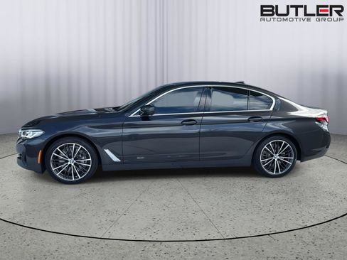 Used 2021 BMW 540i w/ M Sport Package image 4