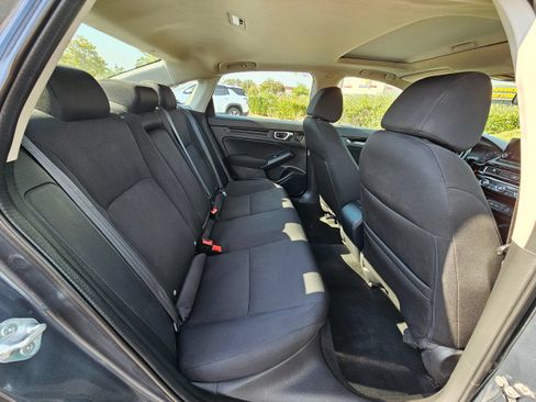 Used 2024 Honda Civic EX image 29