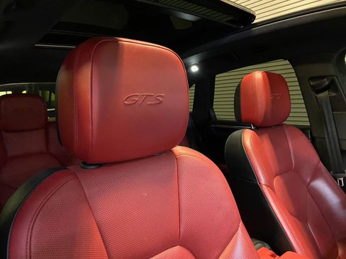 Used 2021 Porsche Macan GTS image 40