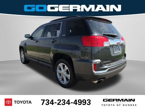 Used 2017 GMC Terrain SLE w/ Convenience Package FWD image 10