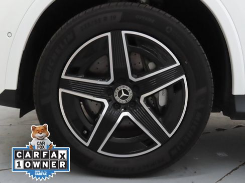 Used 2025 Mercedes-Benz GLC 300 4MATIC w/ AMG Line image 26