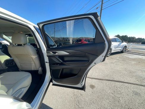 Used 2023 MAZDA CX-9 Touring Plus image 16