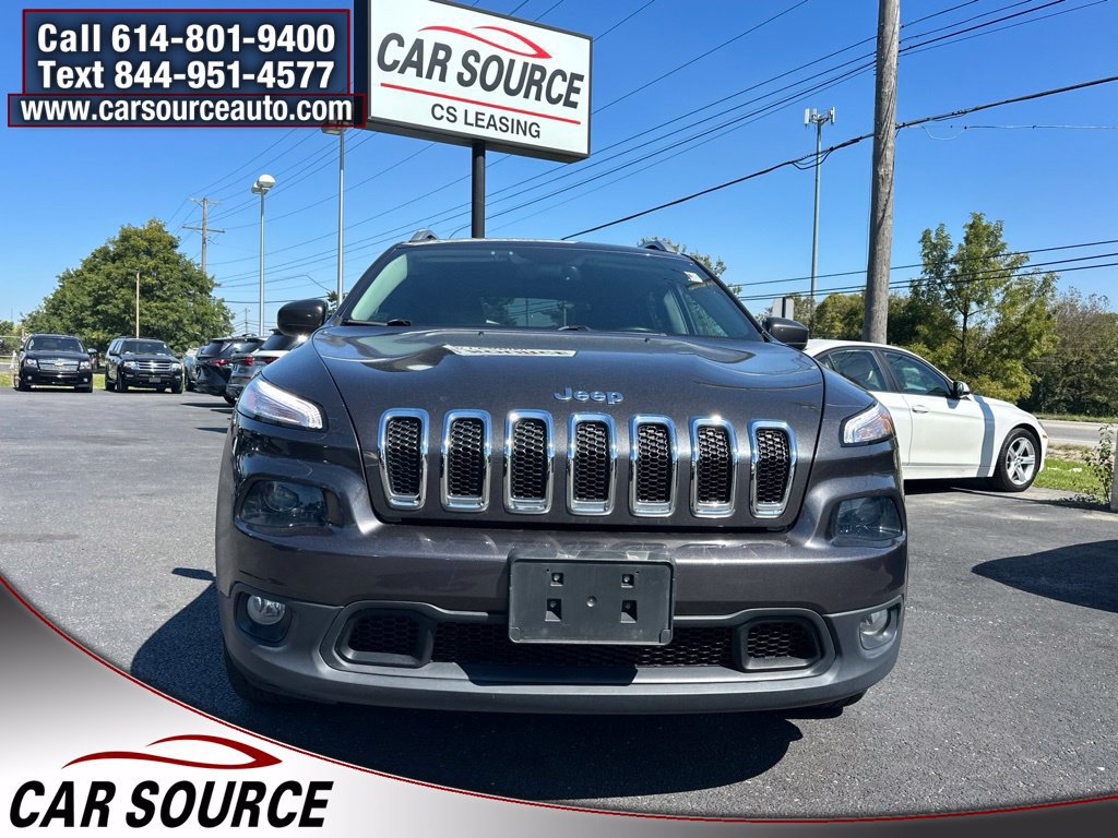 Used 2016 Jeep Cherokee Latitude w/ Comfort/Convenience Group AWD/4WD image 10