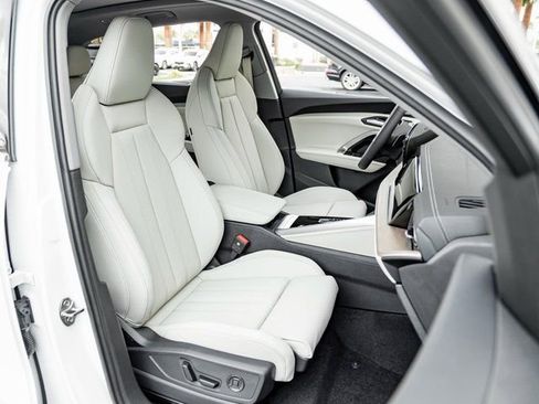 New 2025 Audi Q5 Premium Plus image 25