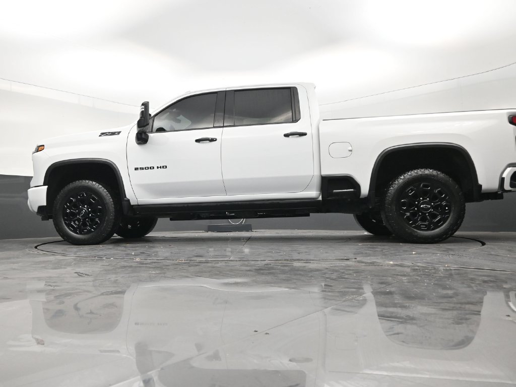 Used 2024 Chevrolet Silverado 2500 LTZ w/ LTZ Plus Package AWD/4WD image 21