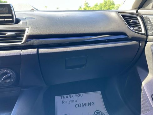 Used 2014 MAZDA MAZDA3 i Sport FWD image 36