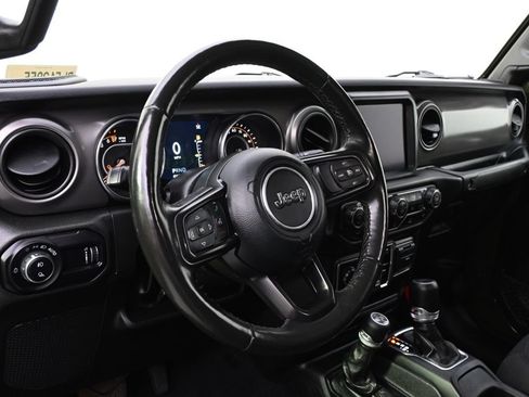 Used 2023 Jeep Gladiator Sport AWD/4WD image 11