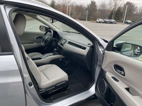 Used 2017 Honda HR-V EX-L image 27