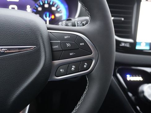 New 2026 Chrysler Voyager LX image 21