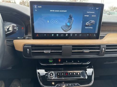 Used 2023 Lincoln Corsair Grand Touring w/ Equipment Group 302A image 17