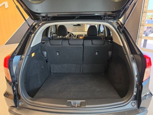 Used 2016 Honda HR-V EX image 28