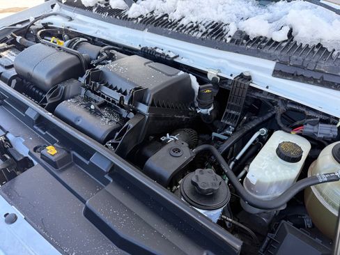 Used 2021 Ford E-350 and Econoline 350 Super Duty w/ Power Windows & Locks Group image 24