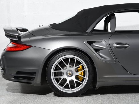 Used 2011 Porsche 911 Turbo S AWD/4WD image 27