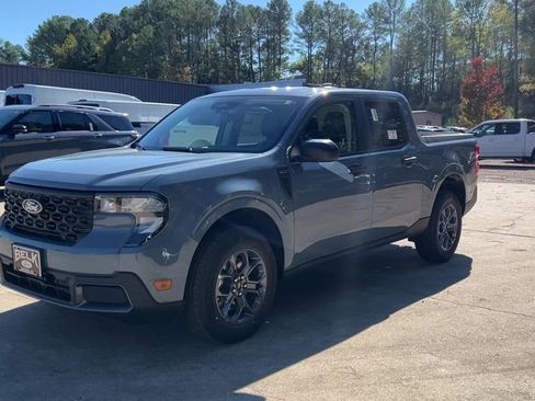 New 2025 Ford Maverick XLT w/ Equipment Group 302A image 2