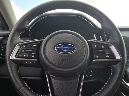 Certified 2025 Subaru Outback Premium w/ Popular Package #1 AWD/4WD image 21