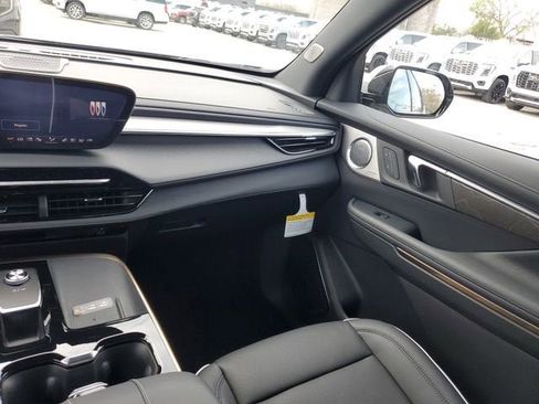 New 2026 Buick Enclave Avenir w/ Super Cruise Package image 15