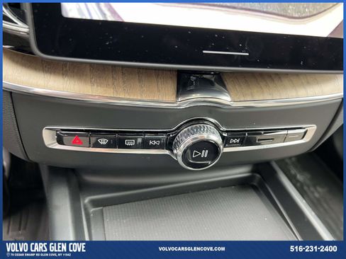 Used 2026 Volvo XC60 B5 Core w/ Protection Package Premier image 30