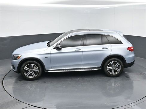 Used 2018 Mercedes-Benz GLC 350e 4MATIC image 41