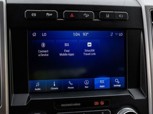 Used 2021 Ford F250 Platinum w/ FX4 Off-Road Package AWD/4WD image 32