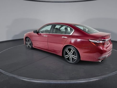 Used 2016 Honda Accord Sport image 6