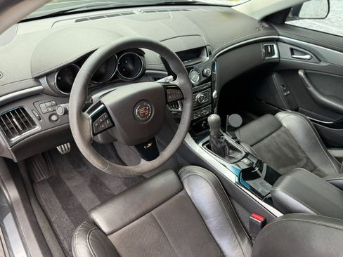 Used 2014 Cadillac CTS V RWD image 17