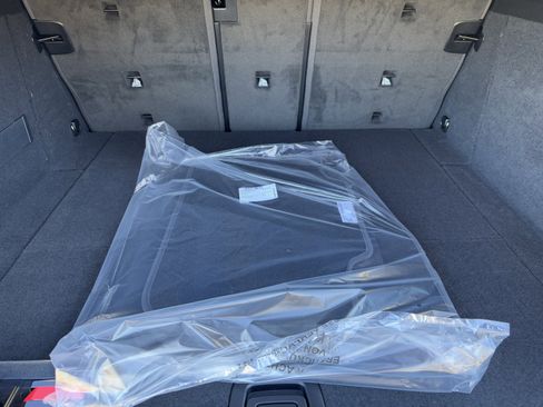 Used 2026 BMW iX xDrive45 image 35