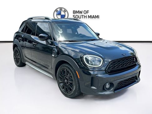 Used 2024 MINI Cooper Countryman S w/ Premium Package FWD image 1