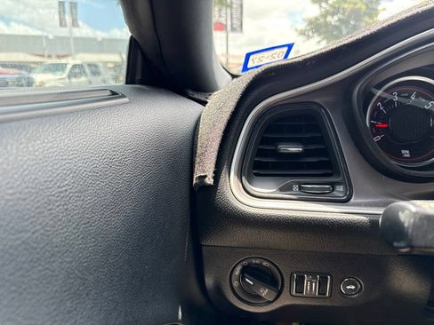 Used 2022 Dodge Challenger R/T RWD image 29