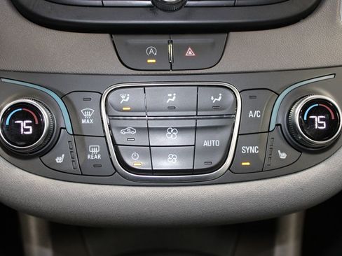 Used 2024 Chevrolet Malibu LT image 41