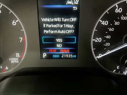Used 2023 Toyota Corolla Cross LE FWD image 13