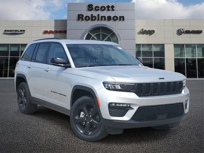 New 2025 Jeep Grand Cherokee Limited w/ Black Appearance Package