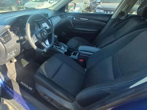 Used 2020 Nissan Rogue SV FWD image 14