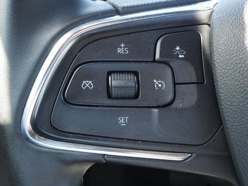 Used 2025 Buick Envista Sport Touring FWD image 16