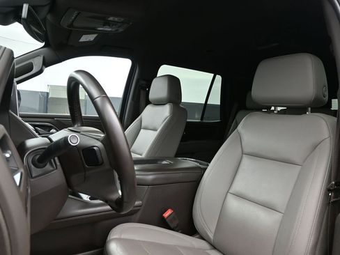 Used 2023 Chevrolet Tahoe LT image 13