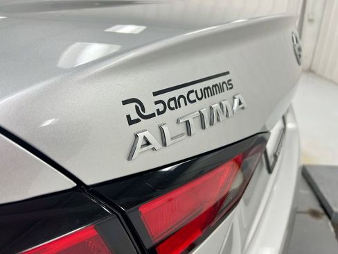 Used 2019 Nissan Altima 2.5 SR w/ SR Premium Package AWD/4WD image 26