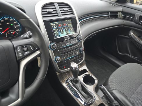 Used 2015 Chevrolet Malibu LT w/ Power Convenience Package image 20