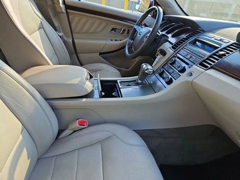 Used 2012 Ford Taurus Limited image 6