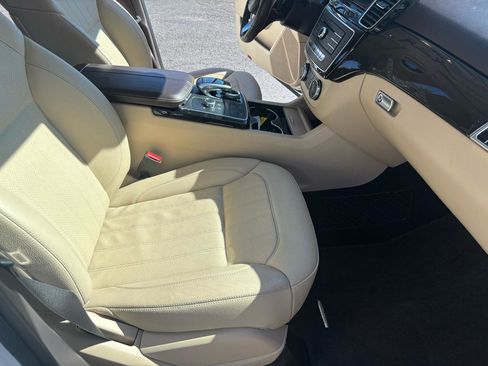Used 2017 Mercedes-Benz GLE 350 4MATIC image 11