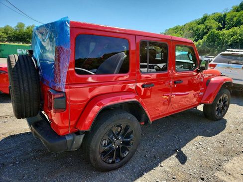 Used 2024 Jeep Wrangler Unlimited Sahara AWD/4WD image 5