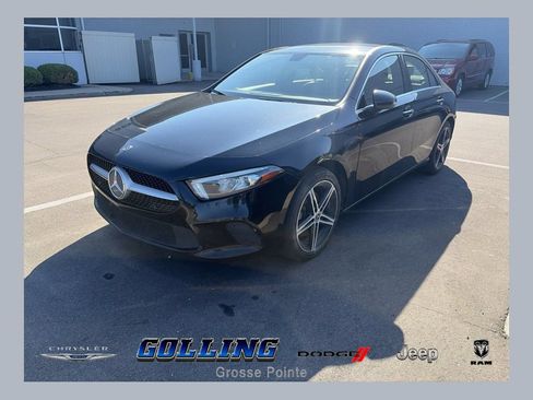 Used 2019 Mercedes-Benz A 220 4MATIC image 1