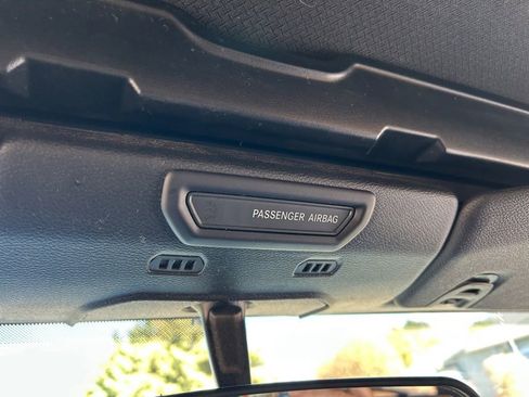 Used 2018 Jeep Wrangler Unlimited Sport S image 62